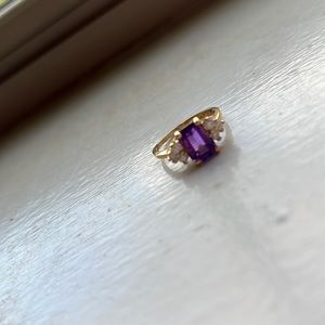 Amethyst gold ring